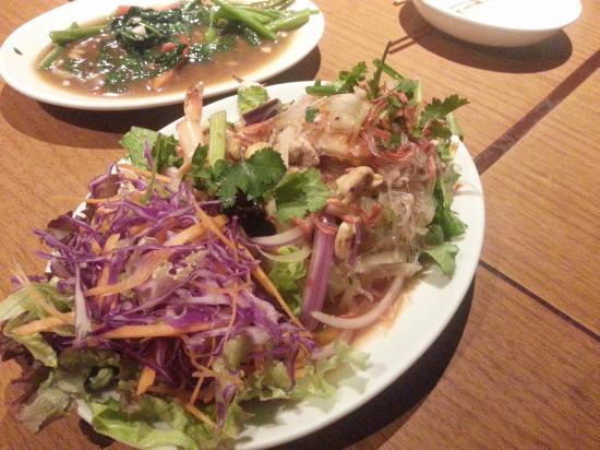 タイ田舎料理クンヤー